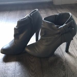 GUC grey Charlotte Russe booties - 7.5